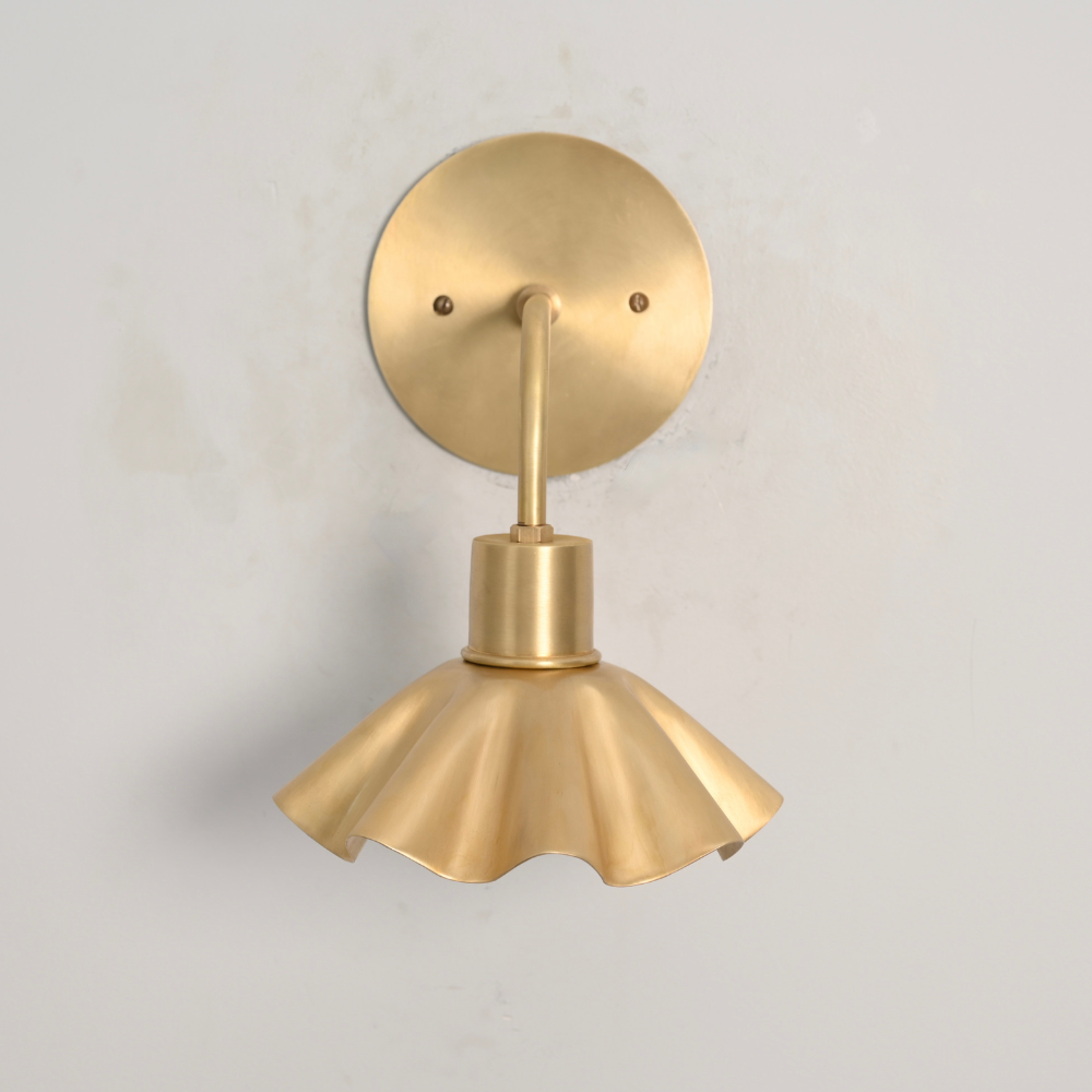Minimalist Brass Flower Sconce - Curved Rod Wall